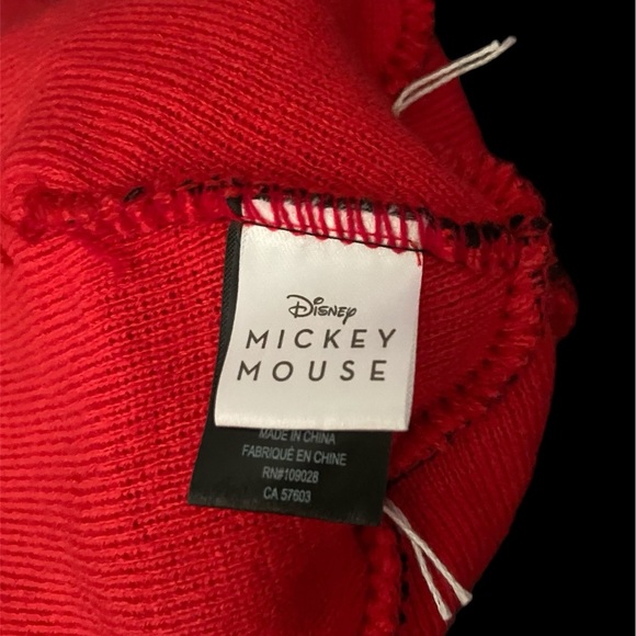 Mickey Pom Pom Beanie - Picture 5 of 5